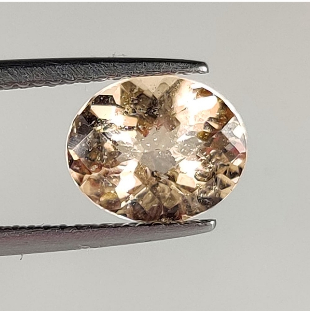 2.15 Ct Natural Morganite Oval Cut